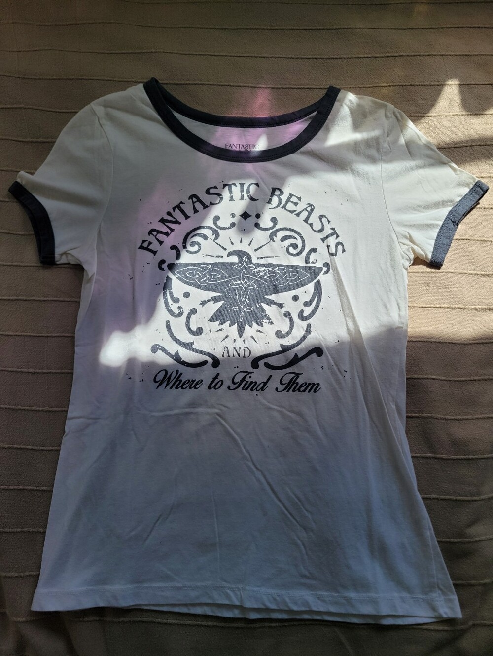 Fantastic Beasts Graphic Ringer Tee - White with Grey Trim